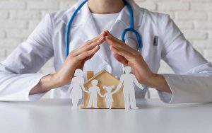 آیا بیمه هزینه بلفاروپلاستی را پوشش می‌دهد؟