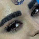 لیفت تحتانی ابرو با ماساژ